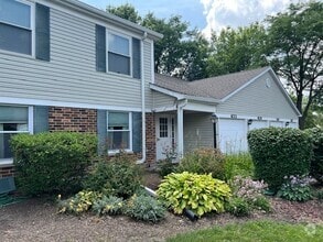 Building Photo - 629 N Deer Run Dr
