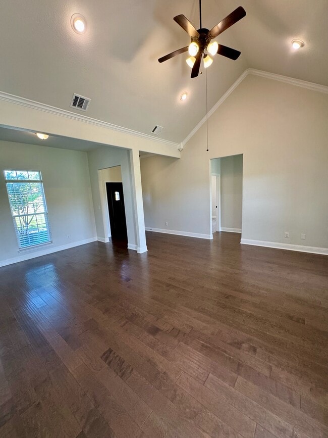 Building Photo - 10510 Co Rd 632