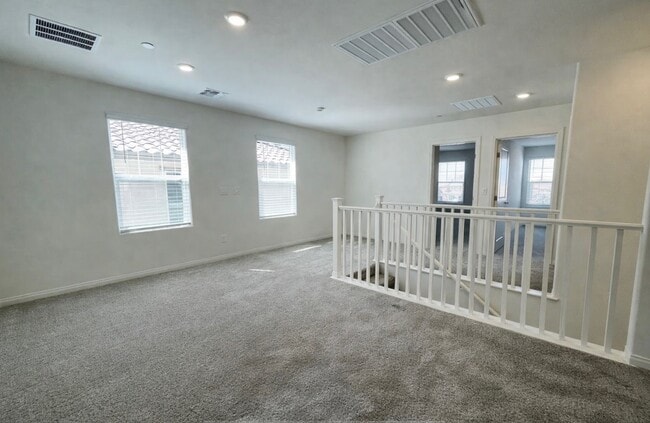 Building Photo - 3543 Dimora St