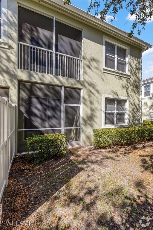 Building Photo - 1365 Mariposa Cir