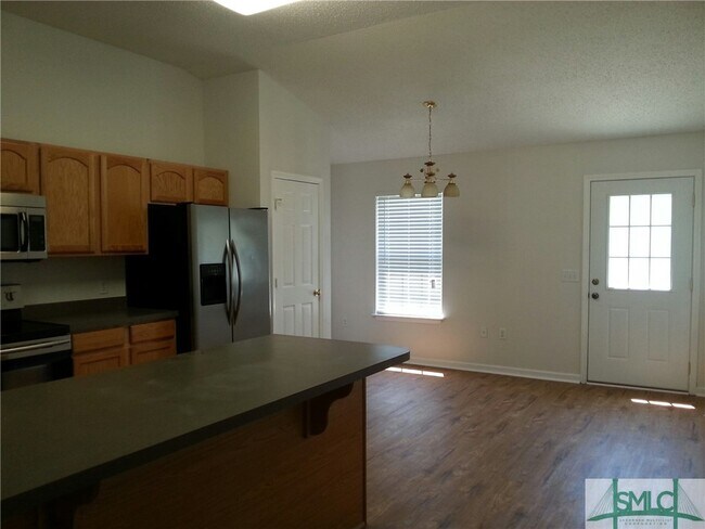 Building Photo - 4009 Winfield Dr