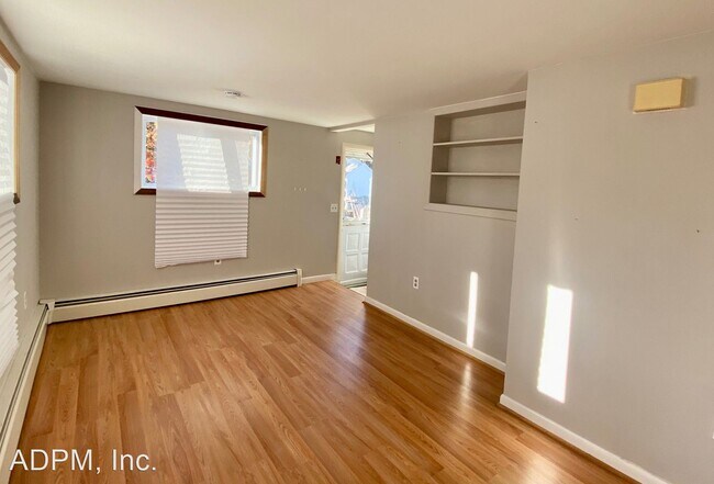 Building Photo - 2 br, 1 bath House - 193 Lafayette Road