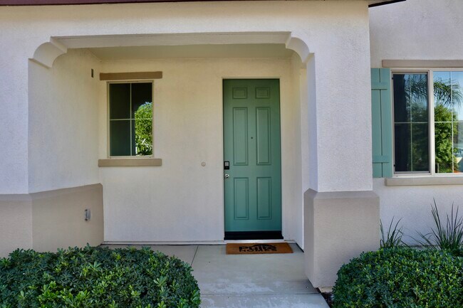 Building Photo - 33031 Cinsault Cir