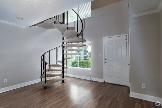 1 BR, 1 BA - 700 SF - Lakeside Villas