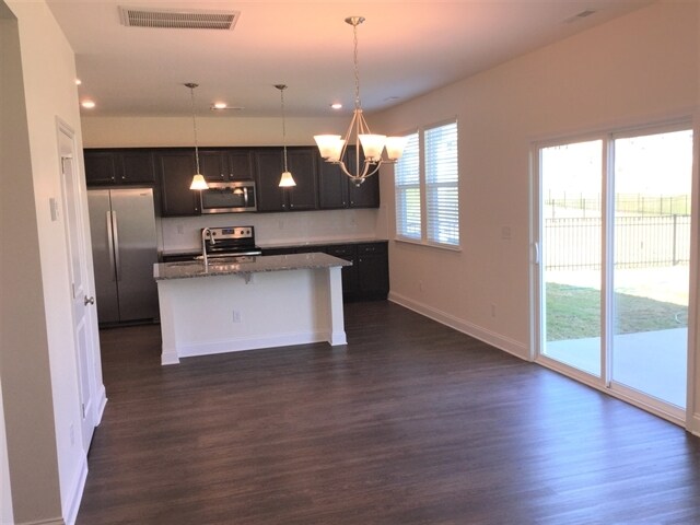 Foto del edificio - 156 Havenbrook Dr
