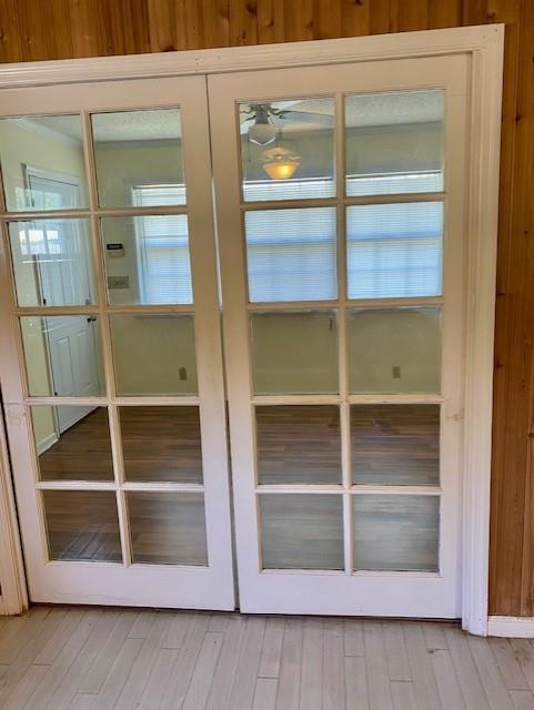 Building Photo - 2105 Clairmont Ln