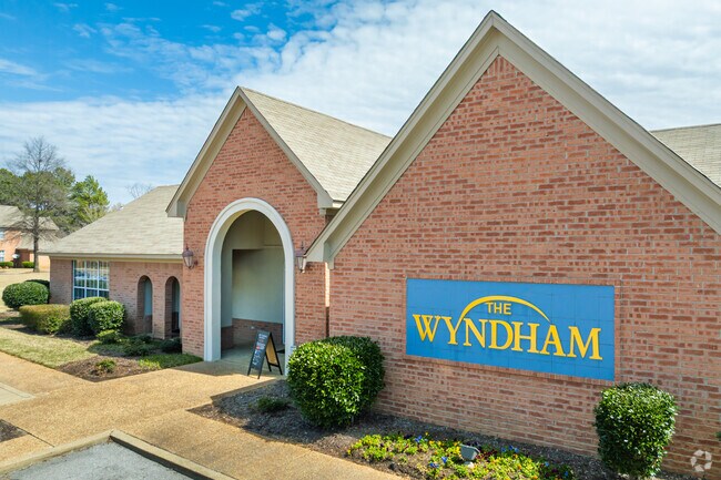 Casa club - The Wyndham Apartments