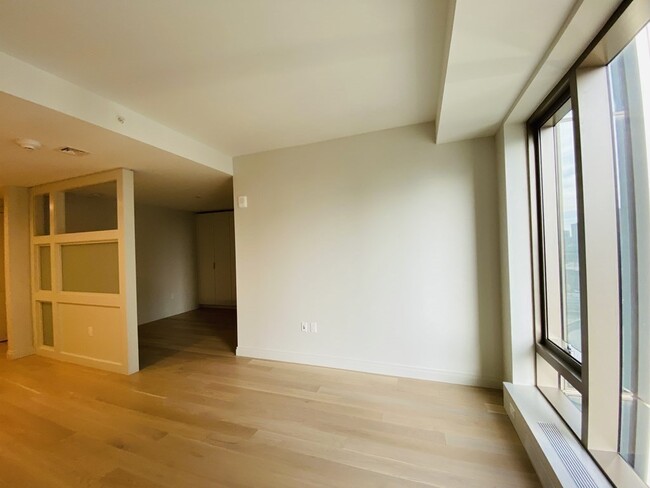 Foto del edificio - 135 Seaport Blvd