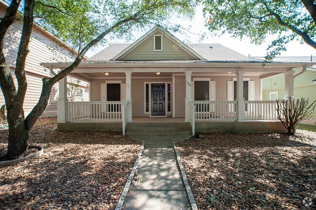 Building Photo - 140 Schmidt