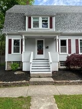Building Photo - 133 Green St