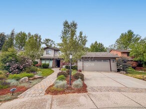 Building Photo - 4780 N Riverfront Dr