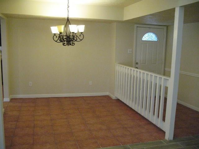 Building Photo - 1034 Heathfield Dr