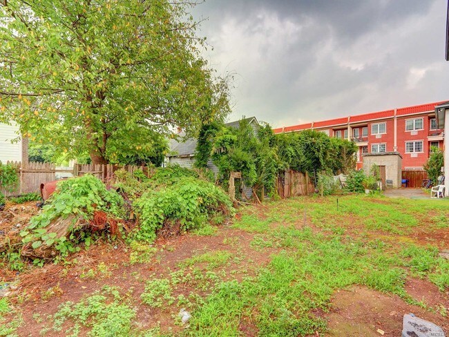 Foto del edificio - 346 Sherman St