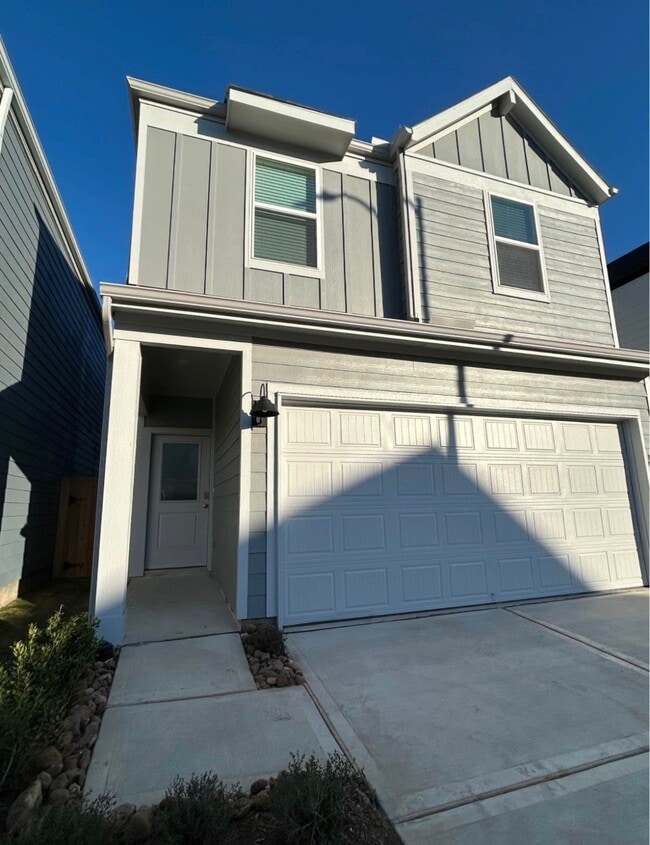 Building Photo - 3527 Shearwater St