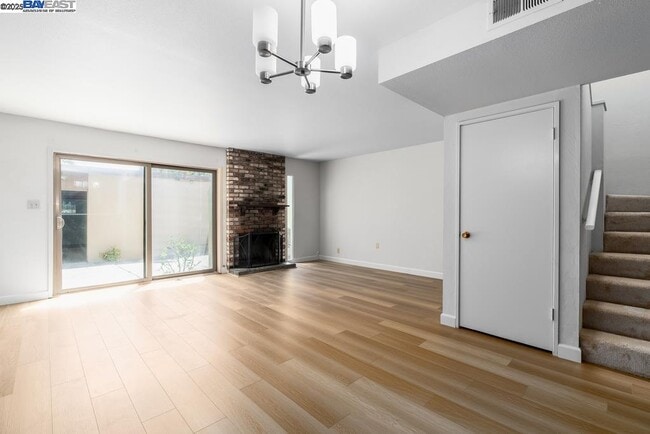 Building Photo - 1115 Camino Del Valle
