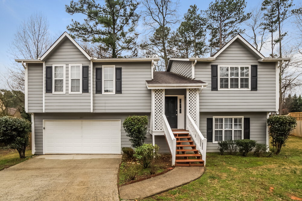 Primary Photo - 1801 Hickory Creek Ct NW
