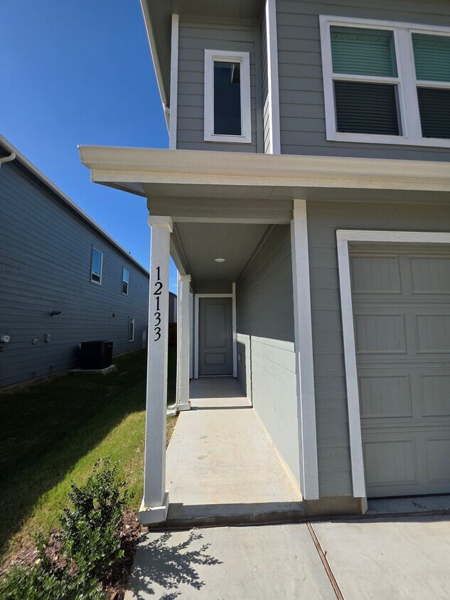 New Lennar Home – 4BR, 3BA | Energy-Effici... - New Lennar Home – 4BR, 3BA | Energy-Effici...