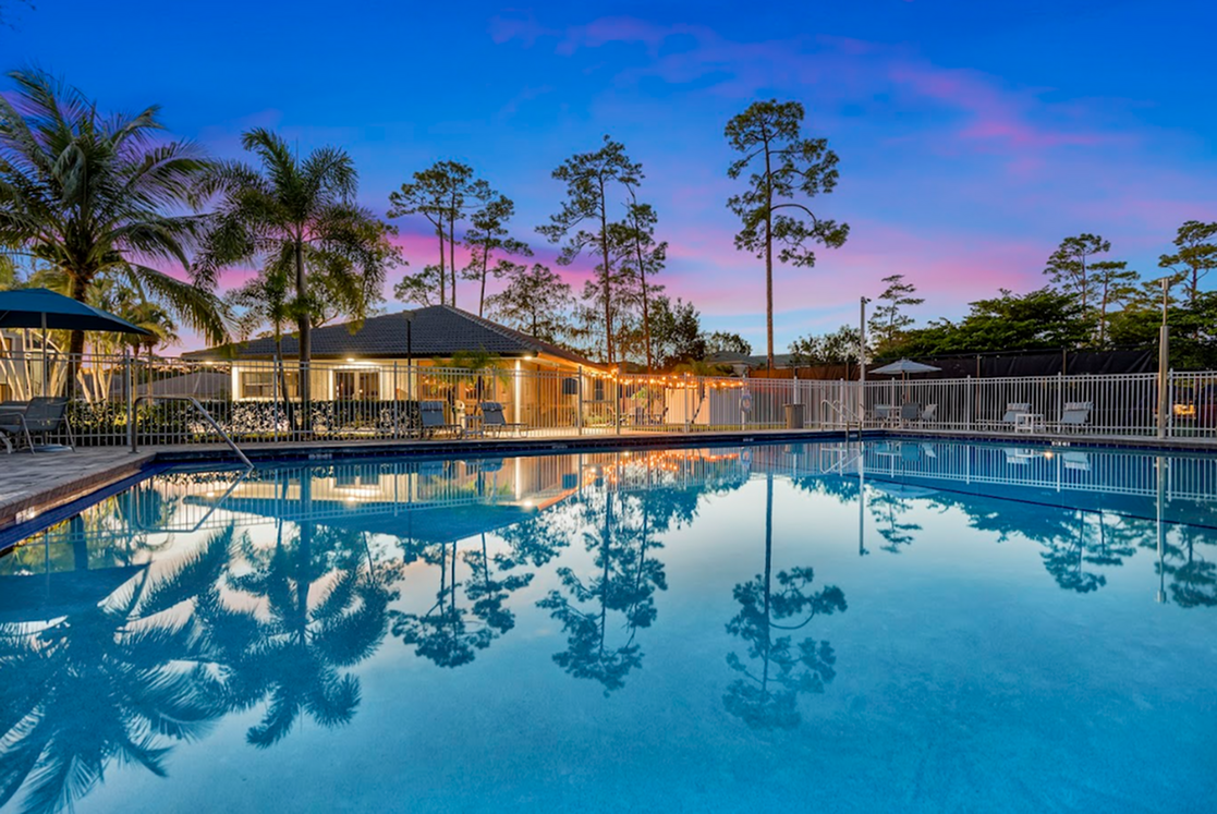 Apartamentos en Wellington, FL | Palm Court at Wellington Apartments | Apartamentos en alquiler en Wellington, FL - Palm Court at Wellington