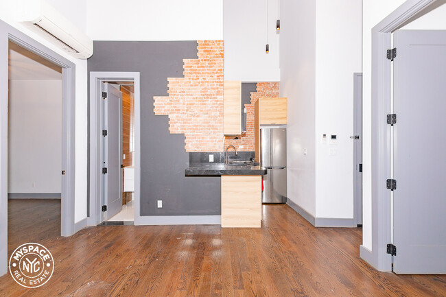 Building Photo - 168 Stuyvesant Ave