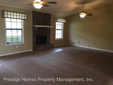 Foto del edificio - 3 br, 2 bath House - 1051 Willow Oaks Dr