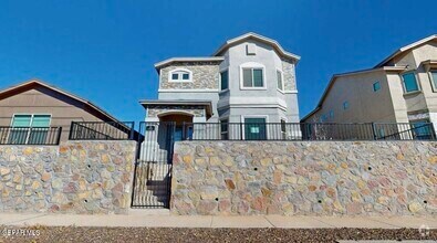 Building Photo - 14925 Pebble Hills Blvd
