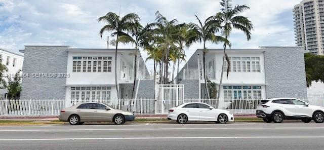 Building Photo - 7435 Harding Ave