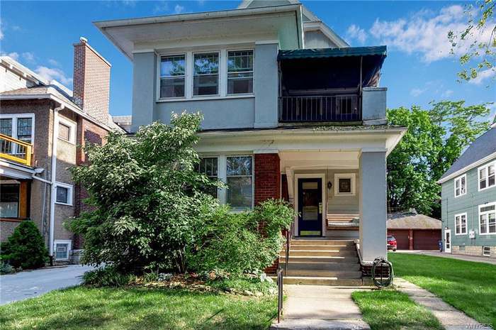 Primary Photo - 90 Highland Ave