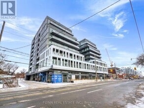 Building Photo - 500-500 Dupont St