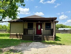 Building Photo - 2133 McCrary Rd