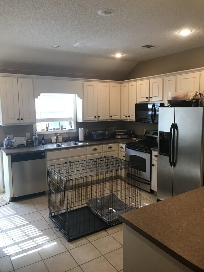 Foto del edificio - 106 Bailey Patricia Ave