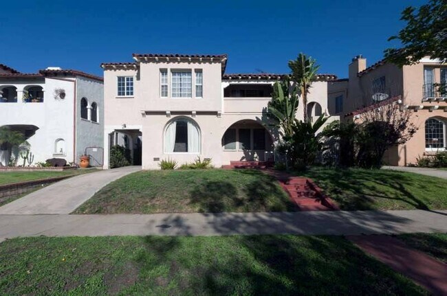 Foto del edificio - 1129 S Hayworth Ave