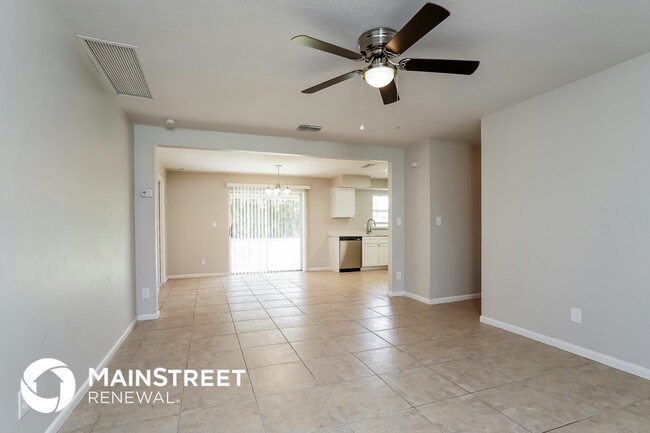 Foto del edificio - 915 SE 19th St