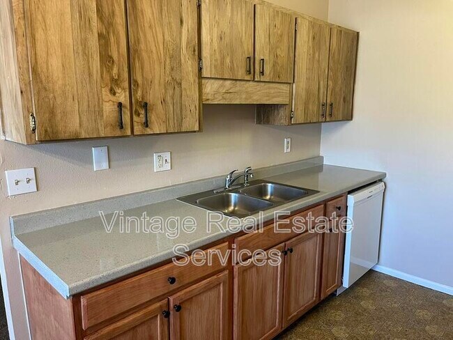 Building Photo - 7708 Gulf Ct