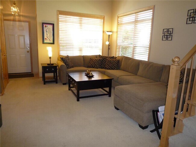 Foto del edificio - 9777 Belmont Ln