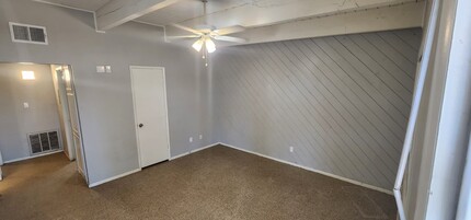 Building Photo - 50 N Casa Grande Ave