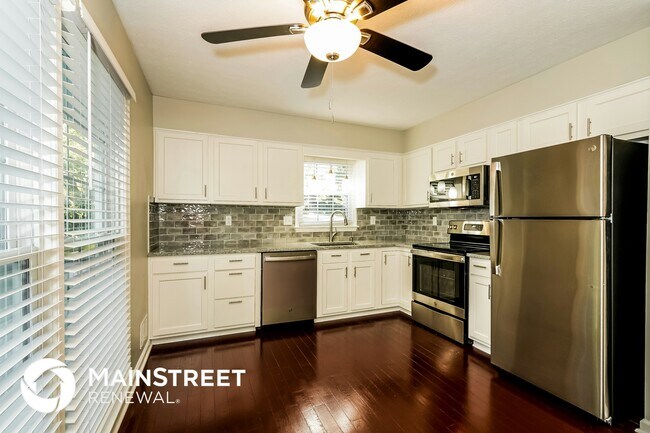 Foto del edificio - 10900 Oak Harbor Dr