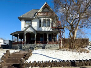 Building Photo - 2011 N 3rd St