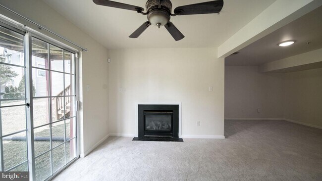 Building Photo - 3097 Miranda Pl