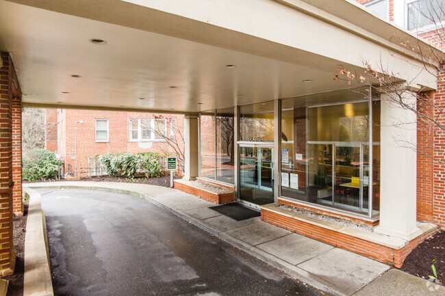 Entrance - Gateway Georgetown Condos