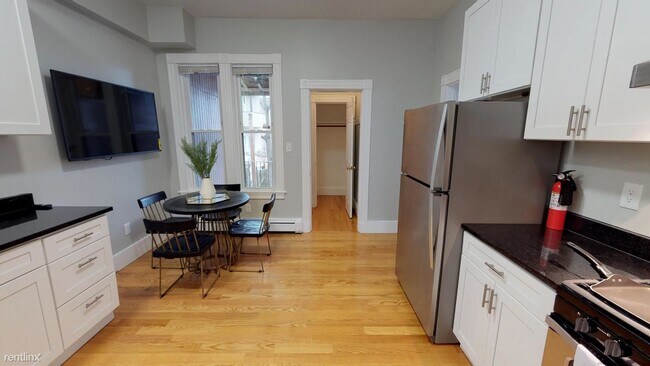 Building Photo - 1 br, 1 bath House - 43 Temple St Private ...
