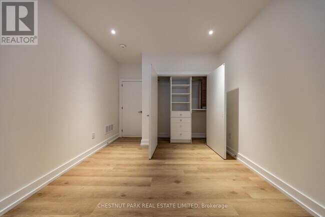 Building Photo - 29 Hatherley Rd