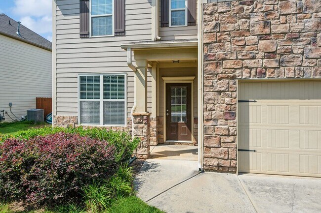 Foto del edificio - 3535 Golden Gate Ln