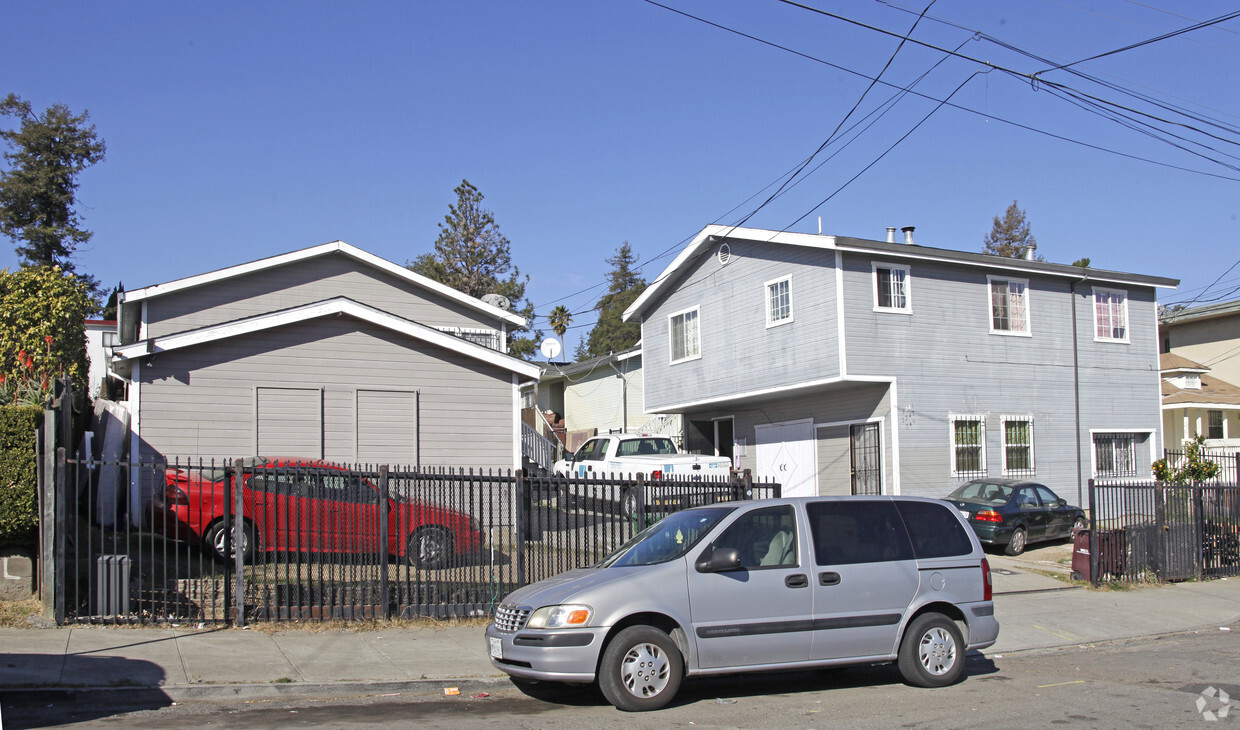 Building Photo - 2241 48th Ave