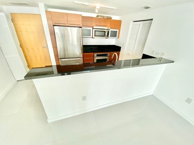 Foto del edificio - 253 NE 2nd St