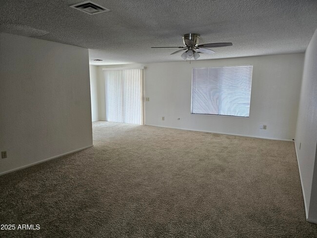 Building Photo - 6231 W Zoe Ella Way