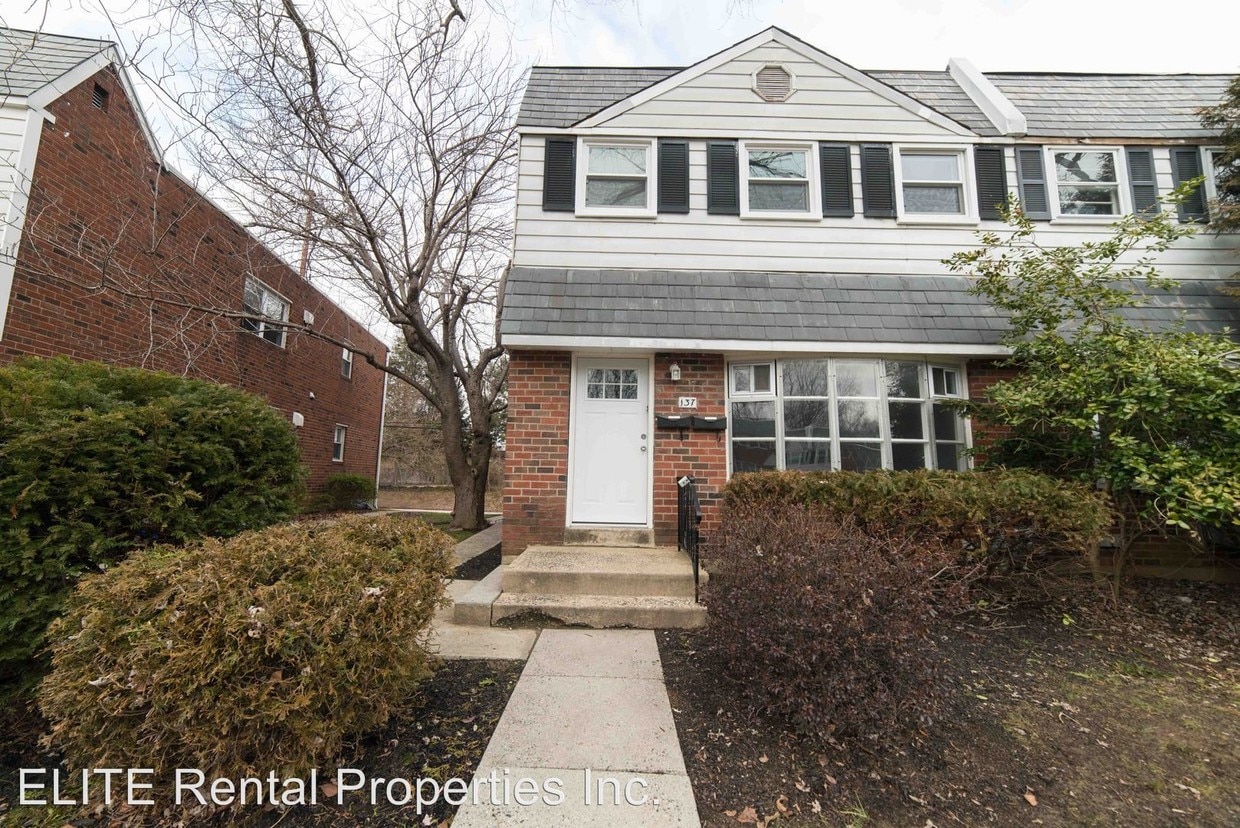 137 W Maryland Ave, Clifton Heights, PA 19018 Condo for Rent in
