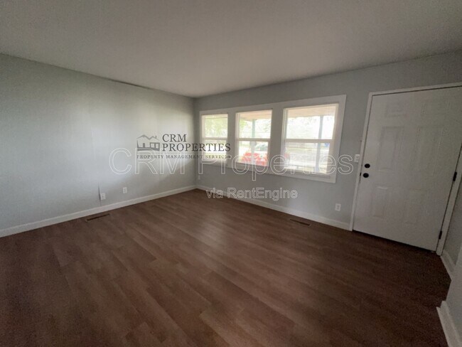 Foto del edificio - 5204 Arrowhead Blvd