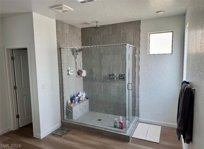 Foto del edificio - 724 Emerson Creek Ct