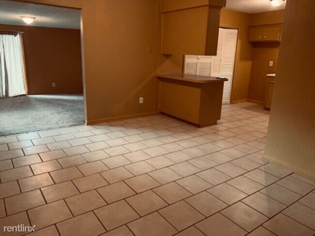 Building Photo - 4 br, 1.5 bath House - 9114 Reck Rd