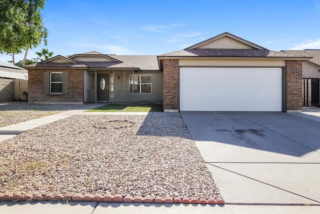 Building Photo - 8023 W Krall St